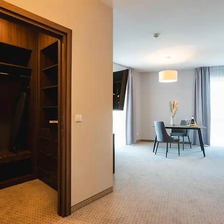 호텔 Focus Premium