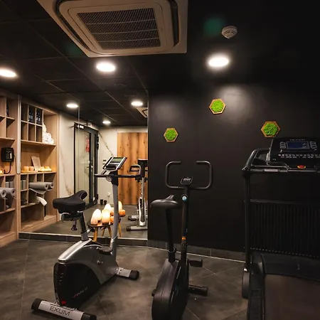 Focus Premium 호텔 4*