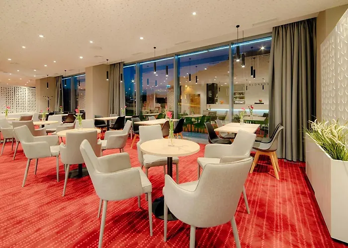 Focus Premium Hotell 4*